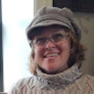 Meet your Posher, Leslie